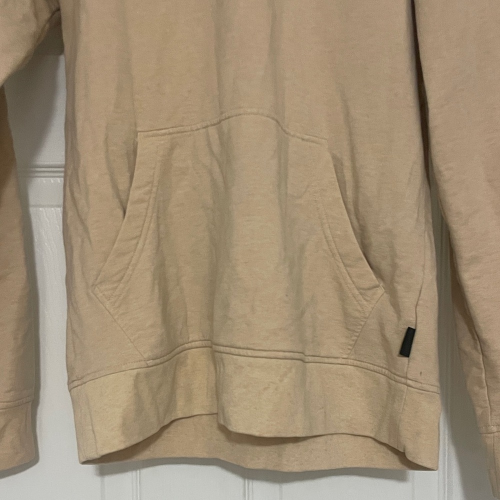 Patagonia Hoodie with Logo Graphic - Picture 2 of 10